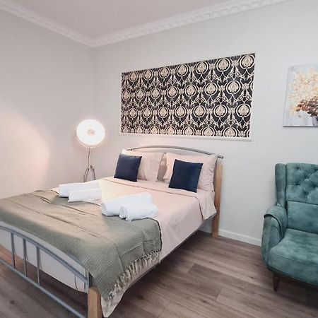 Ferienwohnung 5* Luxury Near Avram Iancu Sq New. Private Parking Cluj-Napoca Exterior foto