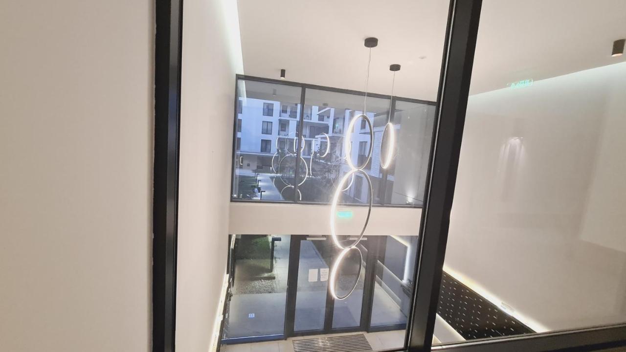 Ferienwohnung 5* Luxury Near Avram Iancu Sq New. Private Parking Cluj-Napoca Exterior foto