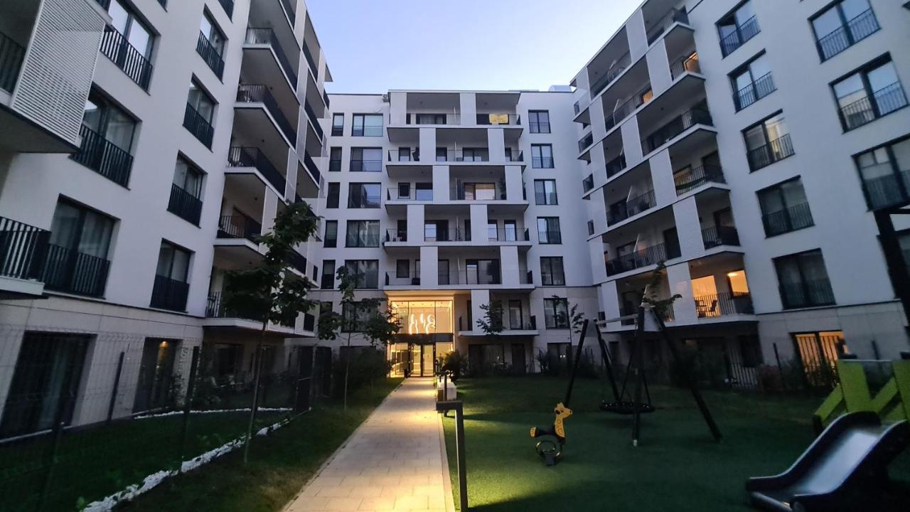 Ferienwohnung 5* Luxury Near Avram Iancu Sq New. Private Parking Cluj-Napoca Exterior foto